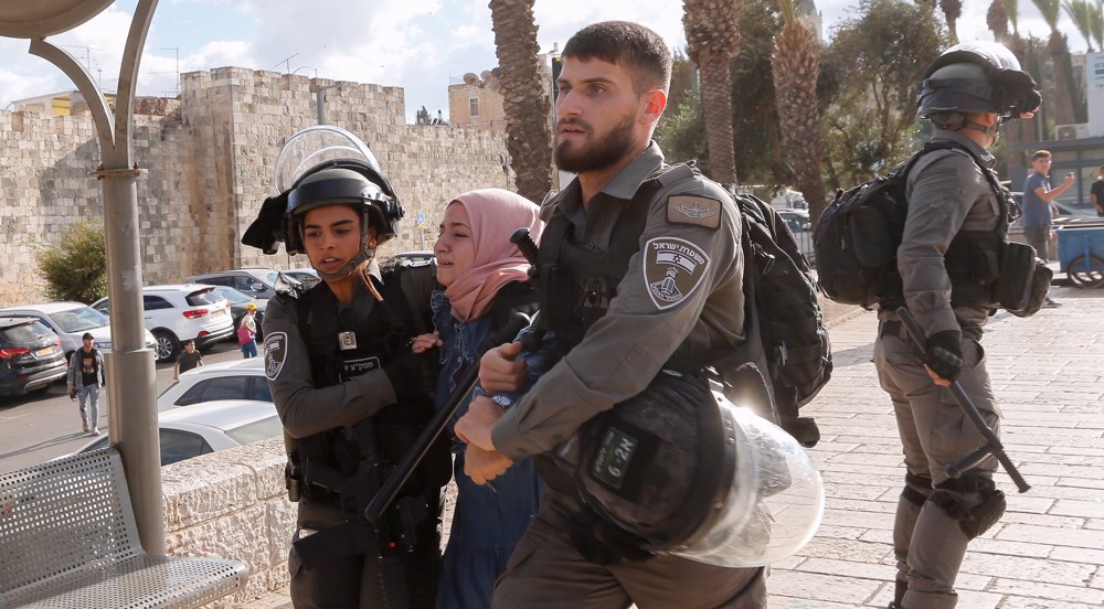 Dozens wounded, arrested in Israeli attack on Palestinians in al-Quds