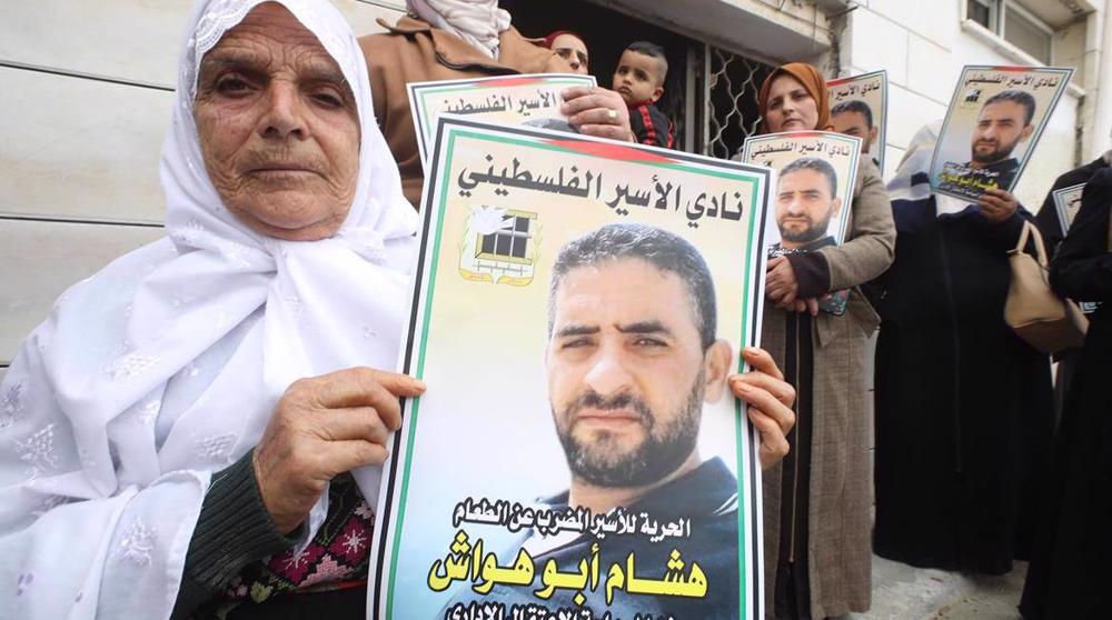 Palestinian inmate continues hunger strike after detention suspended over health concerns