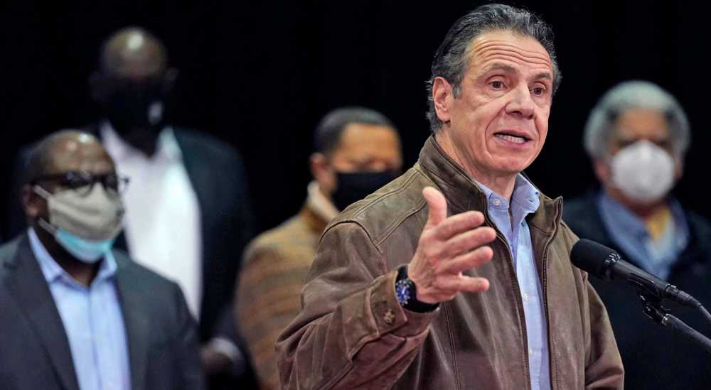 Top New York Democrats urge Governor Cuomo to resign over sexual harassment allegations