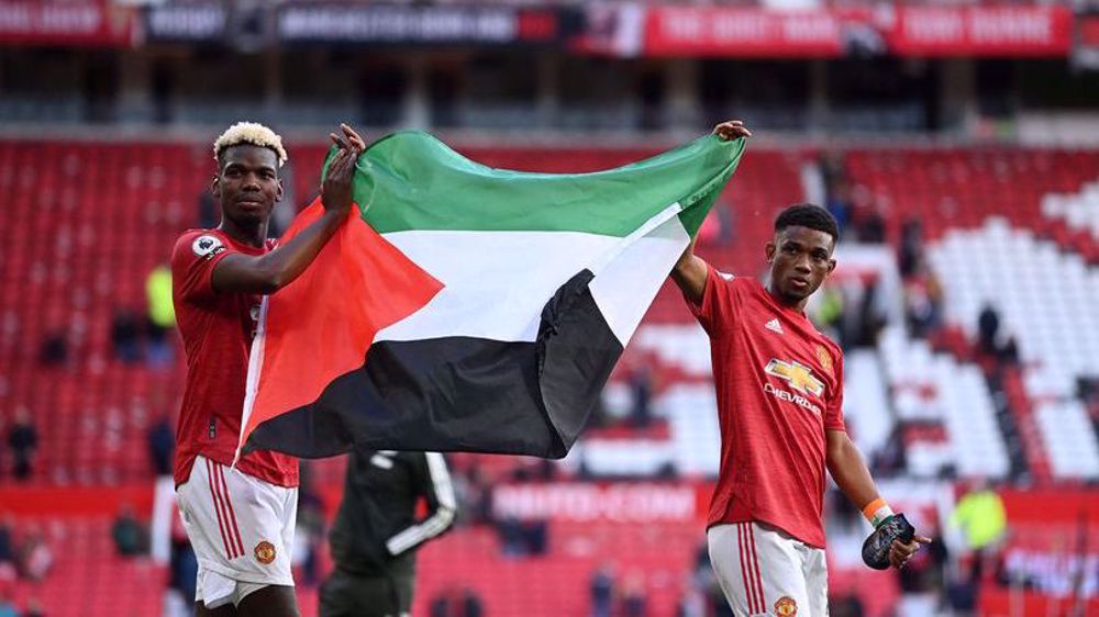 Man Utd stars Pogba, Diallo hold up Palestine flag after match
