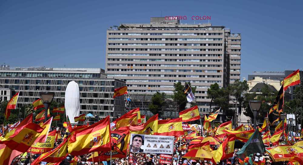 Thousands protest against Spain's possible pardons for jailed Catalan leaders