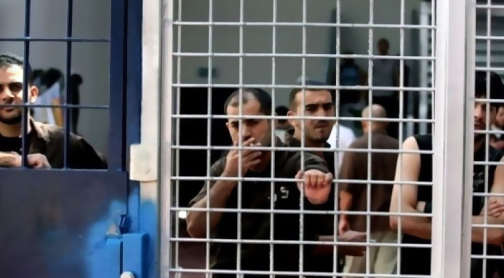 Palestinian prisoners on hunger strike in protest to illegal detention