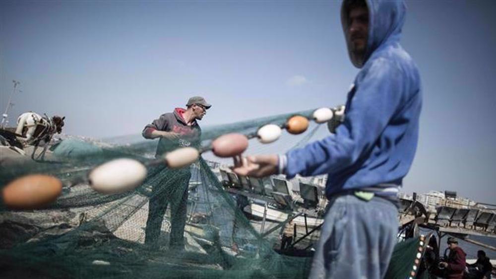  Israeli forces detain Gaza fishermen, seize their boats