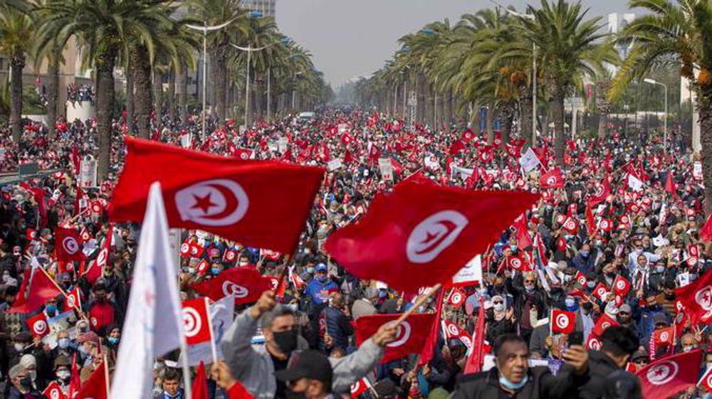 Tunisia in crisis 10 years after popular uprising