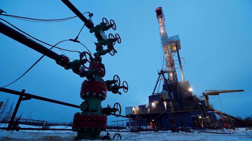 US, Europe to impose price cap on Russian oil 'in next few days'