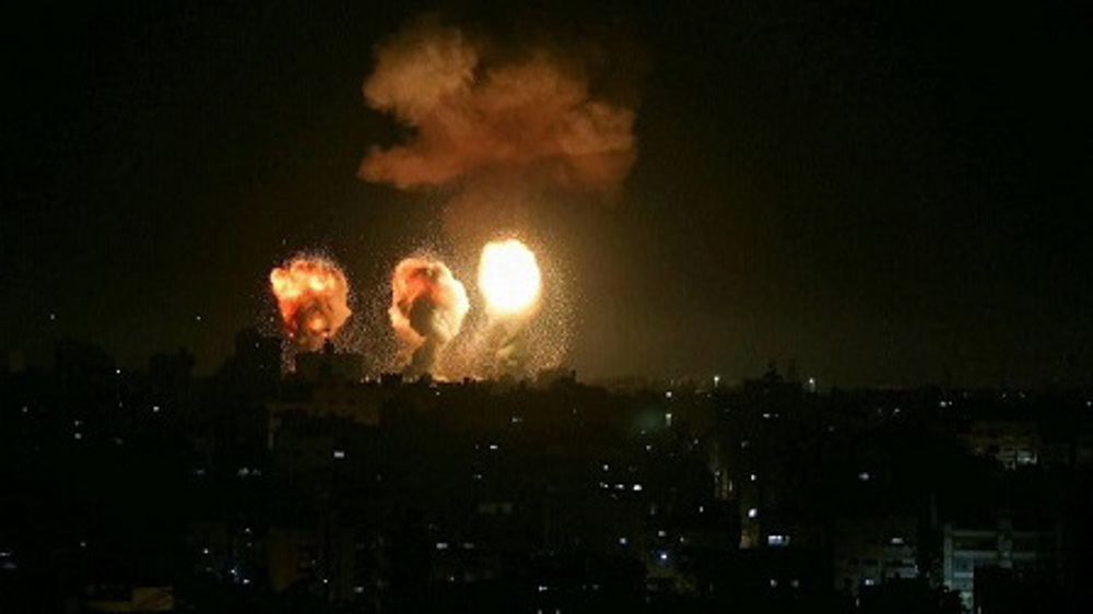 New Israeli raids target southern Gaza, Palestinians fire back