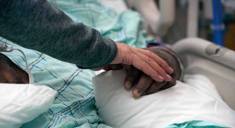Black hospitalizations peaked during omicron wave: CDC