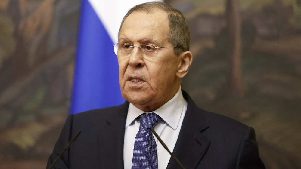 Russian FM: We never betray friends, Iran very close to us