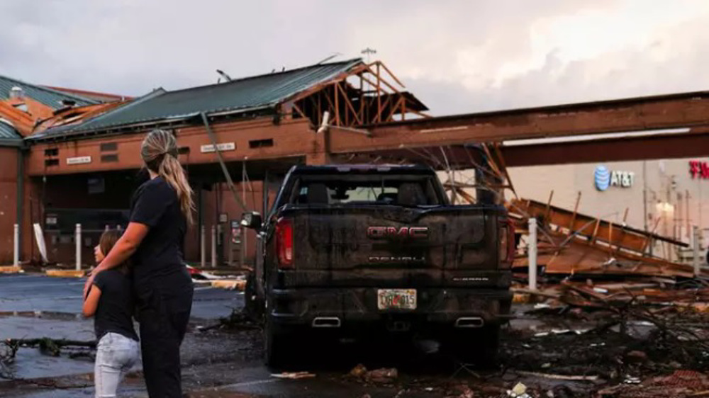 Tornado rips through New Orleans, destroying homes