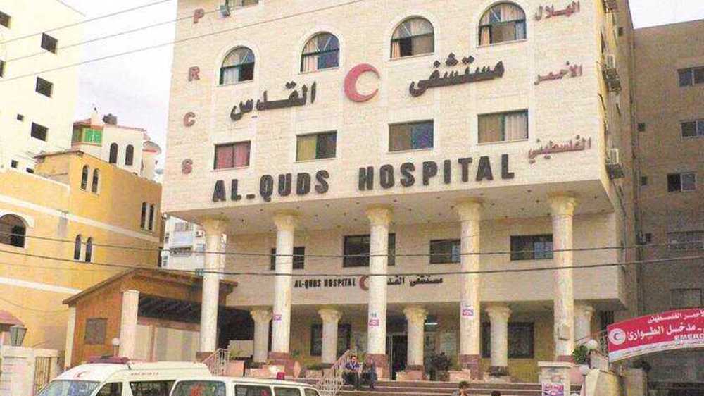 Israel threatens to bomb Gaza hospital housing 12,000 Palestinians