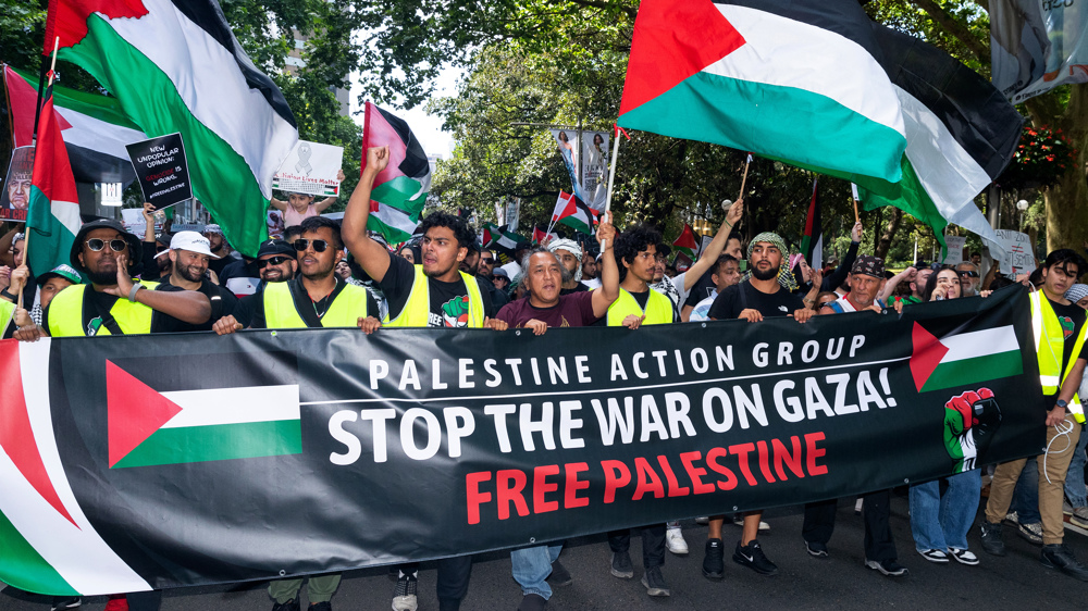 Thousands rally in Sydney, London in solidarity with Palestinians
