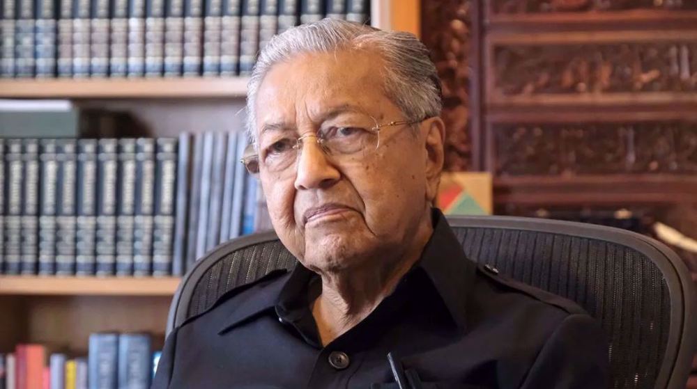 Ex-Malaysian PM: US behind Israeli genocide of Palestinians