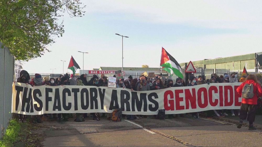 Pro-Palestine activists shut down BAE factory in England 