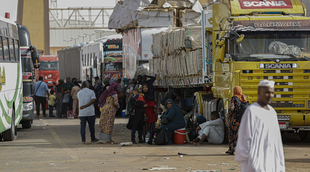 Blasts rock Sudan's capital as 'humanitarian catastrophe' looms 