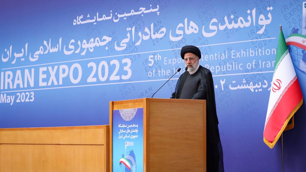 Raeisi: Iran committed to broadening trade ties with neighbors, allies