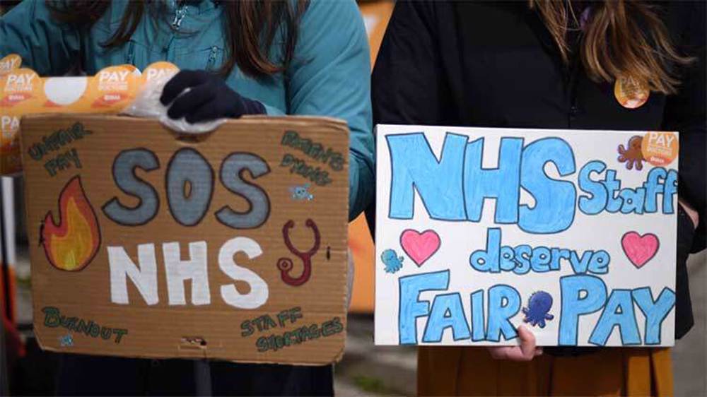 Junior doctors stage biggest walk-out in UK health service