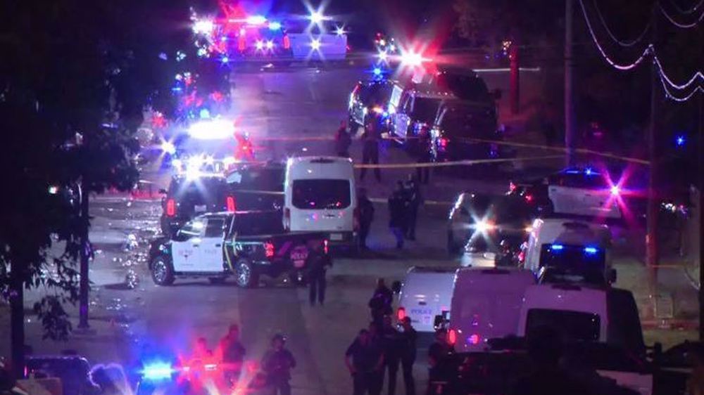 8 people killed, 10 wounded in US mass shootings