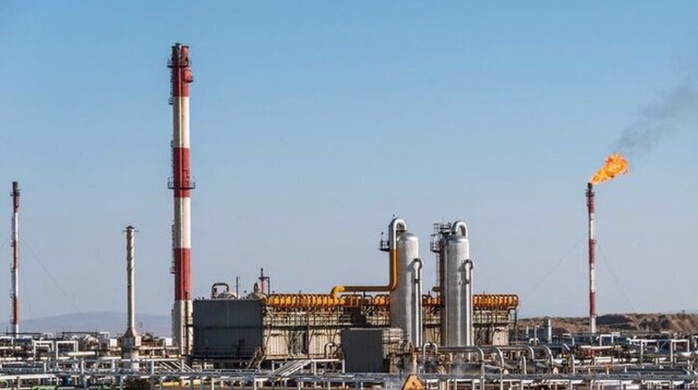Refinery gas leak leaves 2 dead in northeast Iran