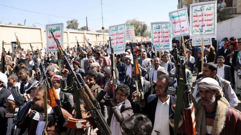 Ansarullah warns US Navy against getting close to Yemeni waters