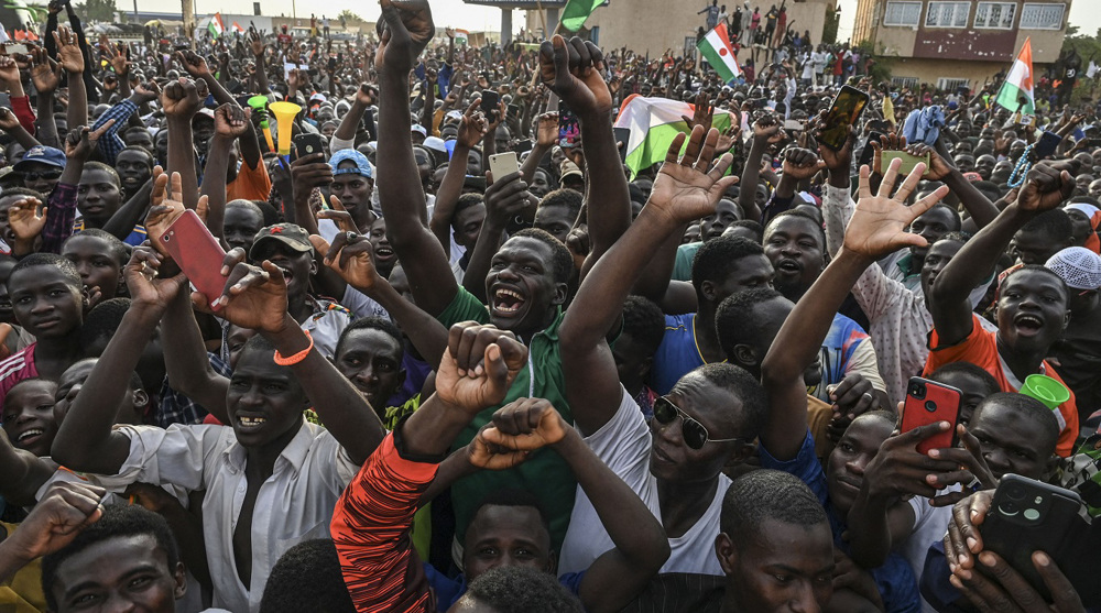 Thousands protest in Niger to demand withdrawal of French troops 