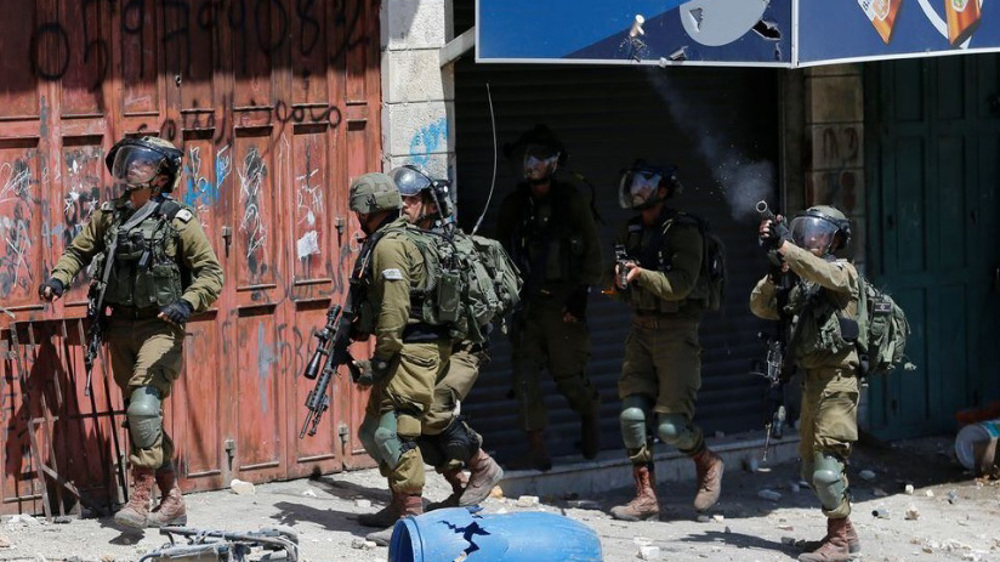 Israeli forces raid family home of longest-serving Palestinian prisoner