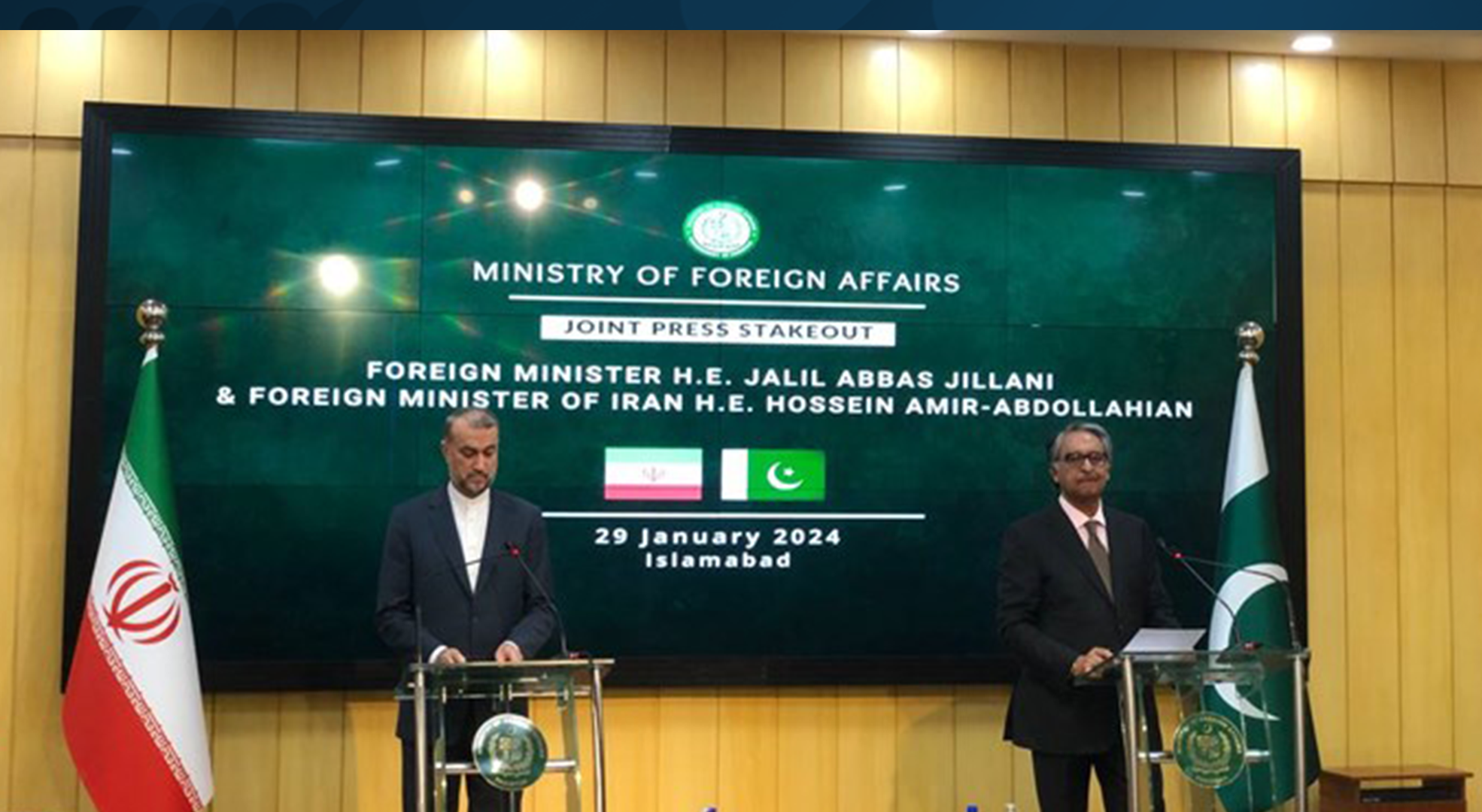 Iran, Pakistan adamant about expanding bilateral relations, fighting terrorism 