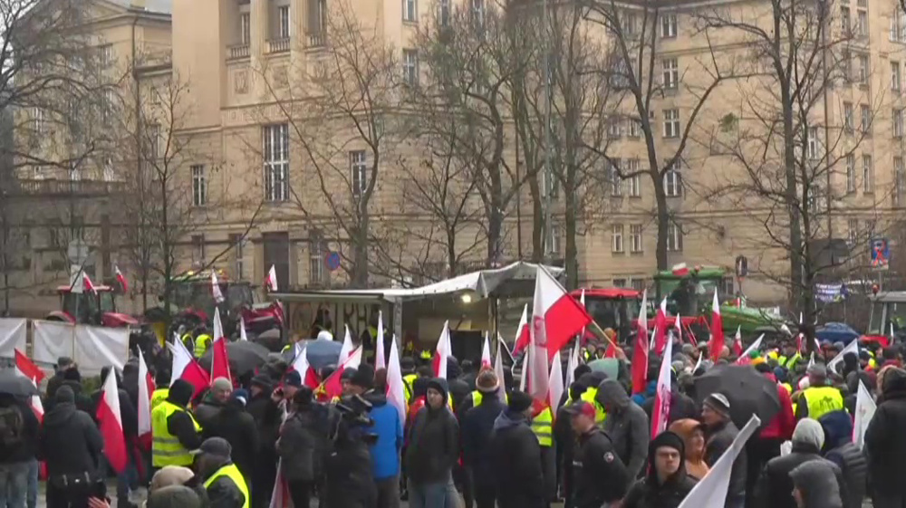 A thousand tractors to block Polish city centre Poznan in protest