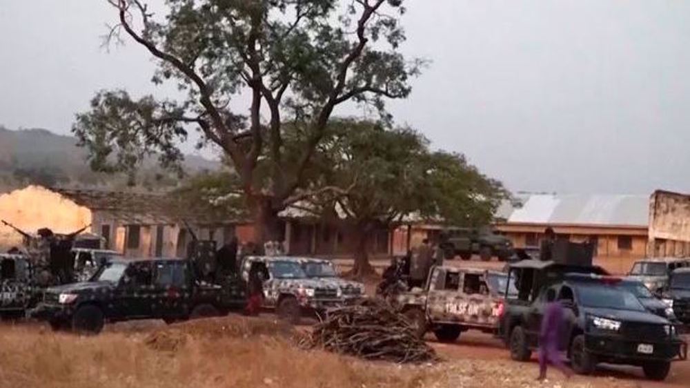 Nigeria: Troops deployed to rescue 250 kidnapped schoolchildren