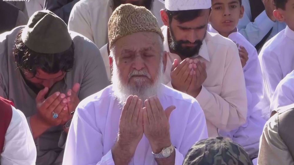 Pakistanis mark Eid al-Fitr with prayers for oppressed Gazans