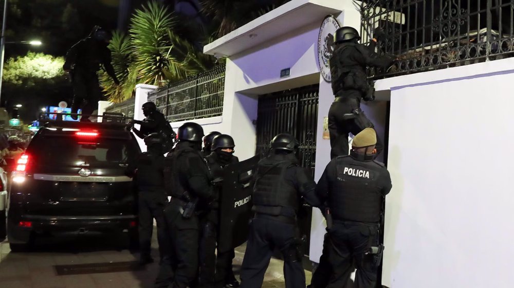 Mexico asks UN to expel Equador following embassy raid 