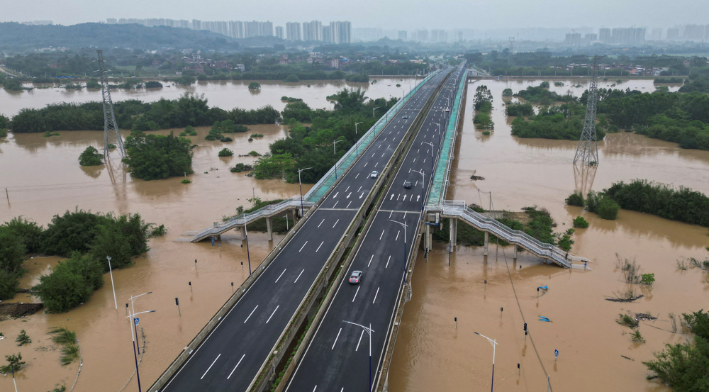 Drone footage captures extent of flooding in southern China