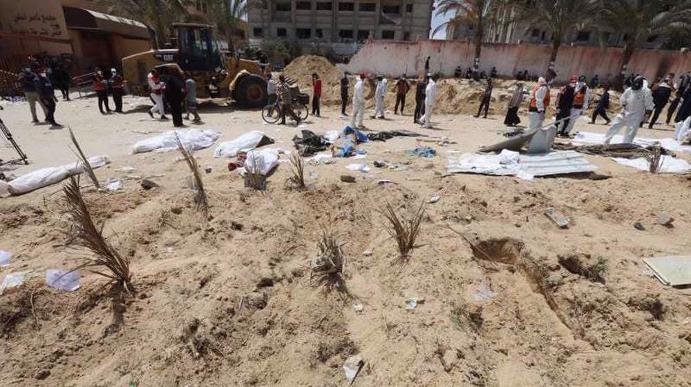 10,000 bodies buried under Gaza rubble decomposing, spreading disease