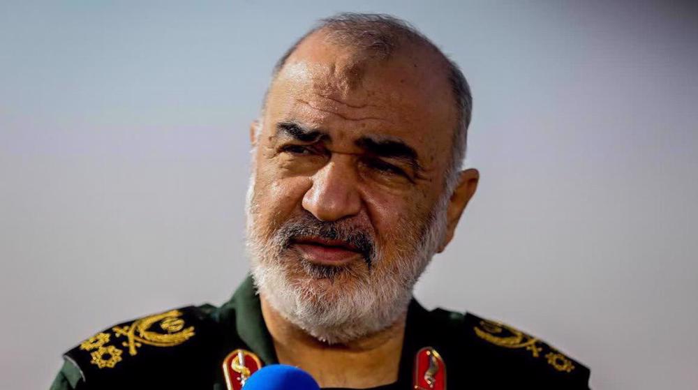 IRGC chief cmdr. travels to site of incident involving presidential helicopter