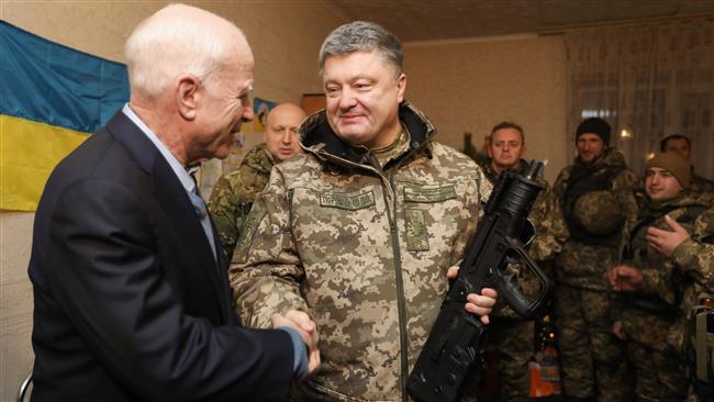 McCain visits Ukraine’s frontline troops 