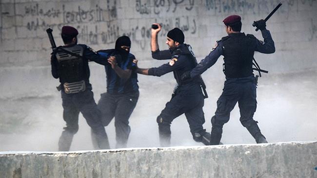 'Six Bahraini civilians detained without charge'