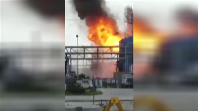 Explosion, fire at Texas chem plant injures 20