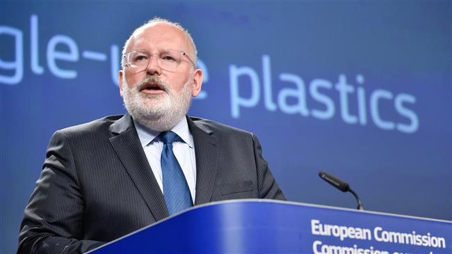 EU proposes ban on single-use plastics 