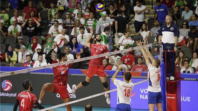 Iran loses to Serbia at FIVB Volleyball Nations League