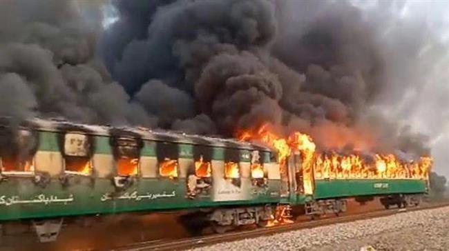 At least 65 killed as fire hits Pakistan passenger train