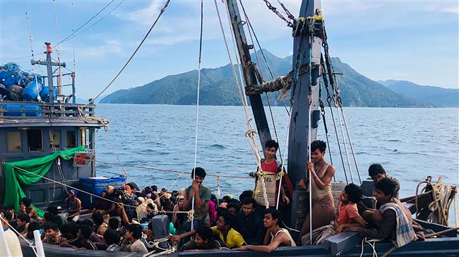  UN voices concern for Rohingya Muslim refugees stranded at sea