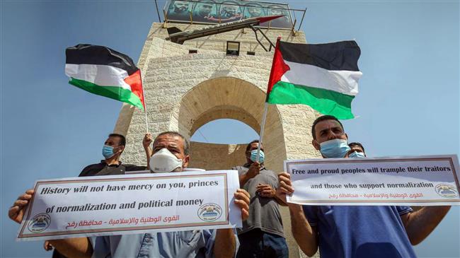 Palestinians voice anger against normalization deals with Israel
