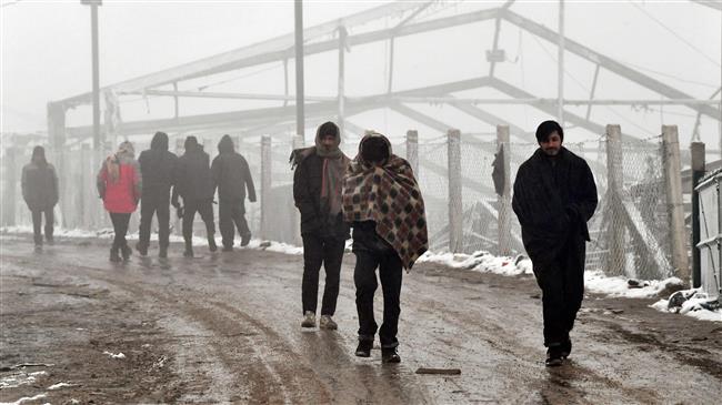 Migrants in Bosnia face deadly winter conditions 