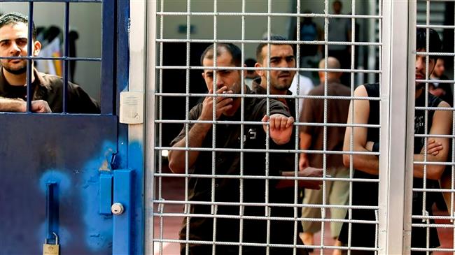 Gazans express solidarity with Palestinian detainees languishing in Israeli custody