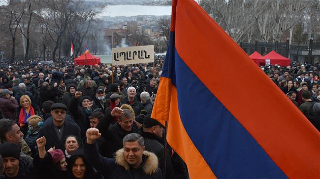 Thousands rally against Armenian PM Pashinyan in Yerevan