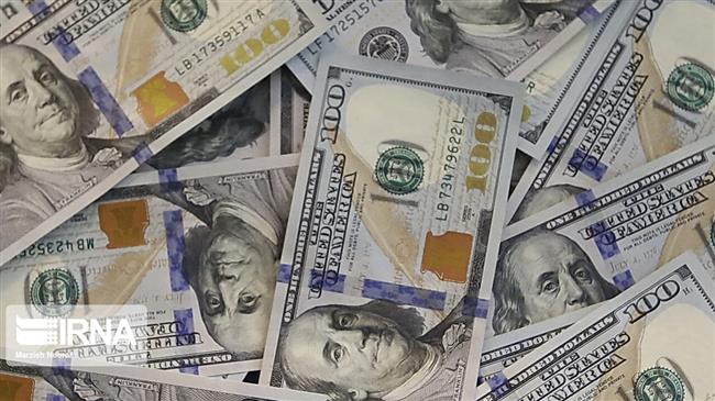 US dollar drops 5.1% against Iran’s rial despite global surge