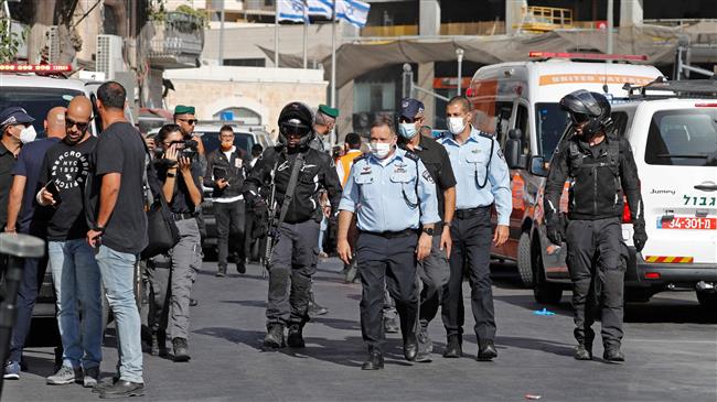 Israeli forces seriously injure Palestinian teenager over alleged stabbing attack