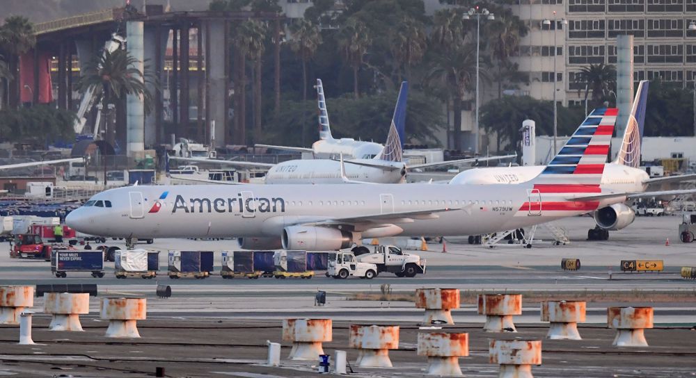 US airlines face grim winter, with or without a bailout