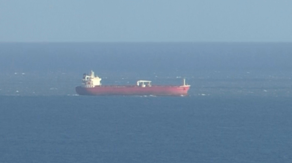 UK military storm ‘hijacked’ oil tanker, arrest 7 stowaways
