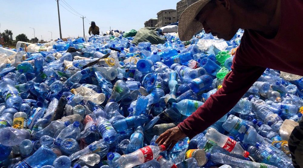 US dumping plastics in Africa