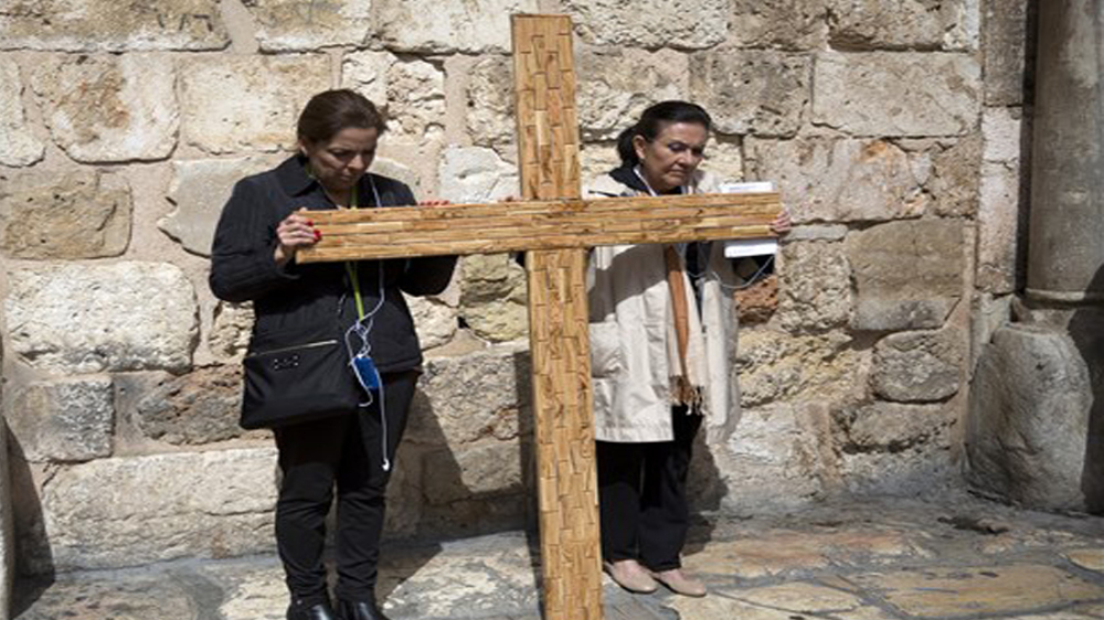 Not just Muslims, Christian Palestinians suffer apartheid as well